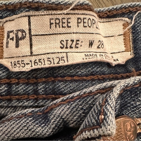Free People Jean Shorts Size 28 - Picture 4 of 5